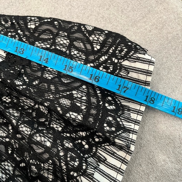 [L]Zara Black White Stripped Lace Cotton Bell Sleeve Blouse - Picture 9 of 11